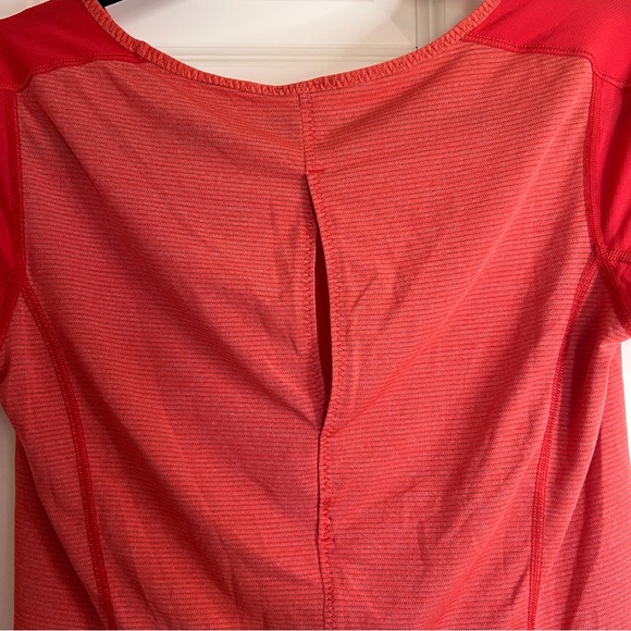 Lululemon Run Fast Track Short Sleeve Shirt. Open in Back. Tangerine. Women 6/8 - Picture 5 of 8